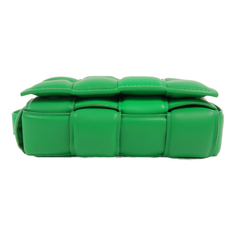 BOTTEGA VENETA 羊皮皮革Cassette Padded Mini腰包-3