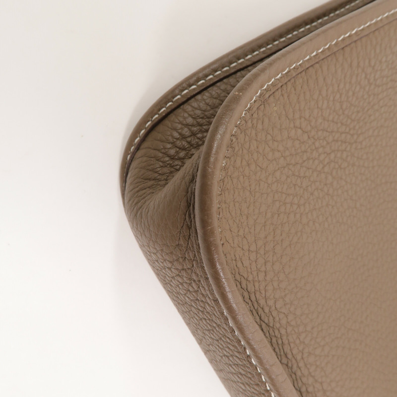 HERMES Clemence皮革Evelyne TPM肩背袋Etoupe-11