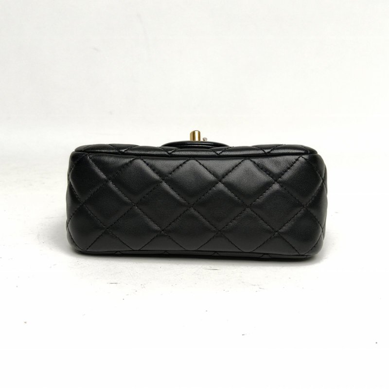CHANEL CF口蓋包方胖子黑色羊皮晶片開金扣金球調節扣肩背包-4