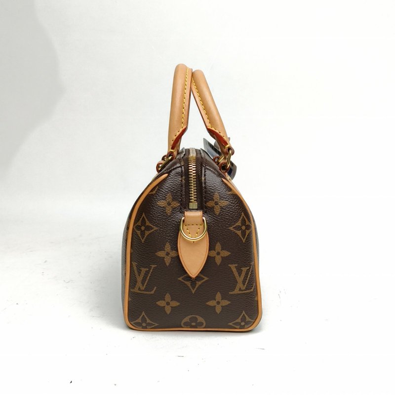 LOUIS VUITTON Sp20可拆卸黑白寬肩帶老花PVC晶片肩背包-1