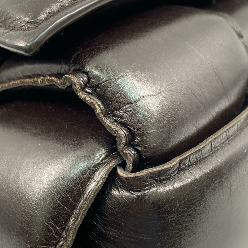 △ Bottega Veneta 寶緹嘉 Brown Lambskin Cassette Shoulder Bag 啡色小羊皮肩背包-267009780-6