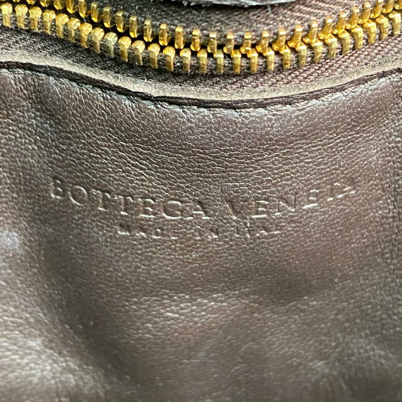 △ Bottega Veneta 寶緹嘉 Brown Lambskin Cassette Shoulder Bag 啡色小羊皮肩背包-267009780-15