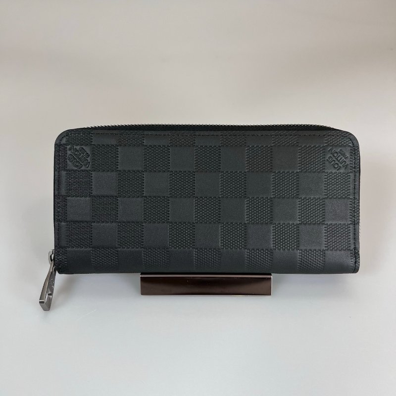 LV N63548 黑壓紋棋盤格ㄇ拉長夾-0
