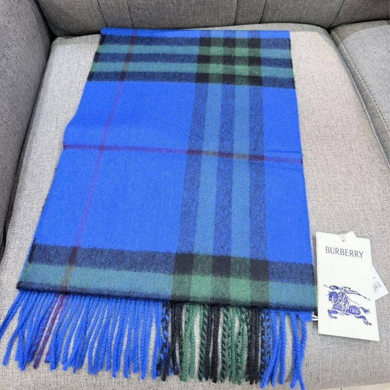 💎Han's house精品服飾💎Burberry 圍巾 格紋 羊毛 雙面168X30 蘇格蘭制 原價22900-0