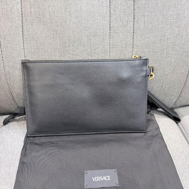 💎Han's house精品服飾💎 VERSACE 凡賽斯 女神頭 頂級黑牌 手拿包  原價 30500-5