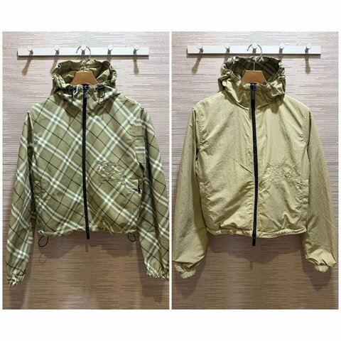 💎Han's house精品服飾💎Burberry 格紋 刺繡 戰馬 防水 尼龍 雙面 風衣 連帽 外套 原價59000