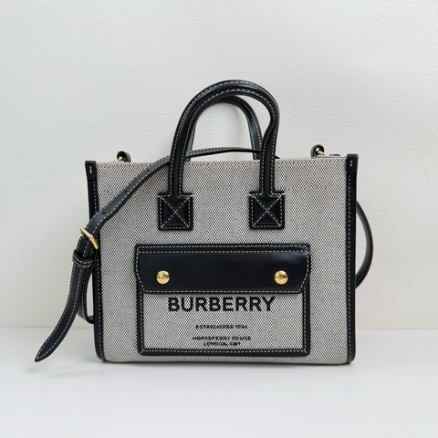 ✨ Burberry博柏利 芙蕾雅灰色 帆布手提托特包 23底長 正品保障