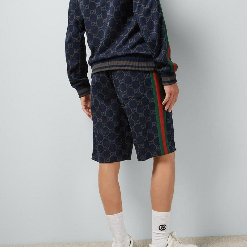 💎Han's house精品服飾💎GUCCI 古馳 GG 滿版 短褲 原價38000-3