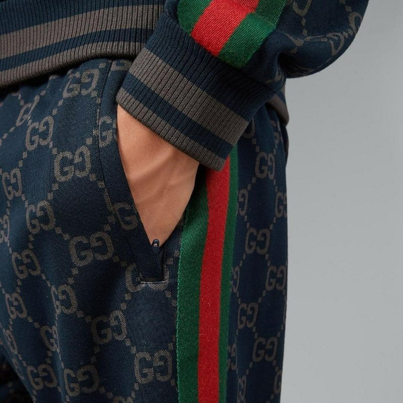 💎Han's house精品服飾💎GUCCI 古馳 GG 滿版 短褲 原價38000-5