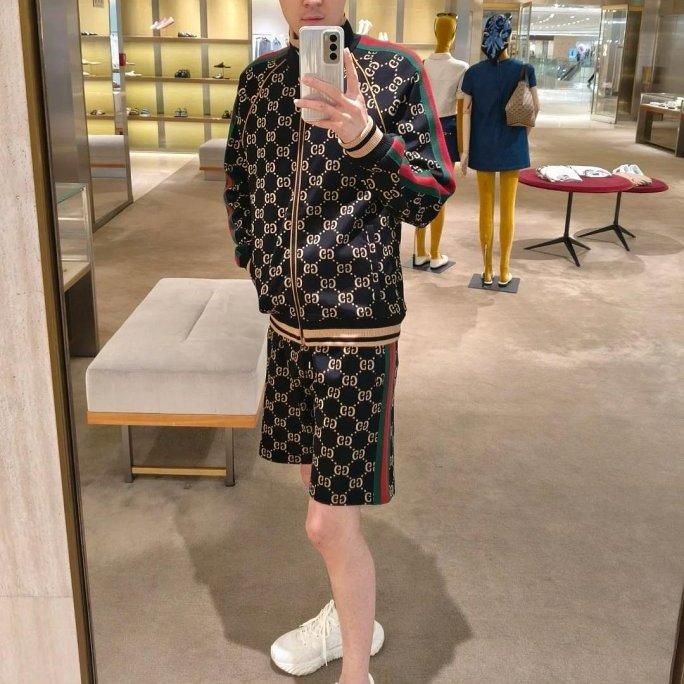 💎Han's house精品服飾💎GUCCI 古馳 GG 滿版 短褲  XXL 原價38000-3