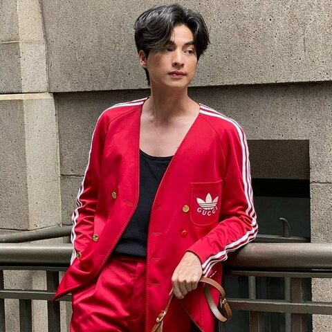 💎Han's house精品服飾💎GUCCI 古馳 聯名 愛迪達 adidas 外套 現貨  L 原價99000