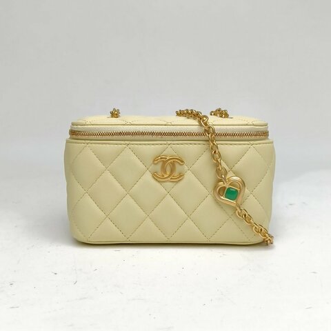 CHANEL 長盒子化妝包黃色羊皮鐳射標金扣寶石鏈條肩背包