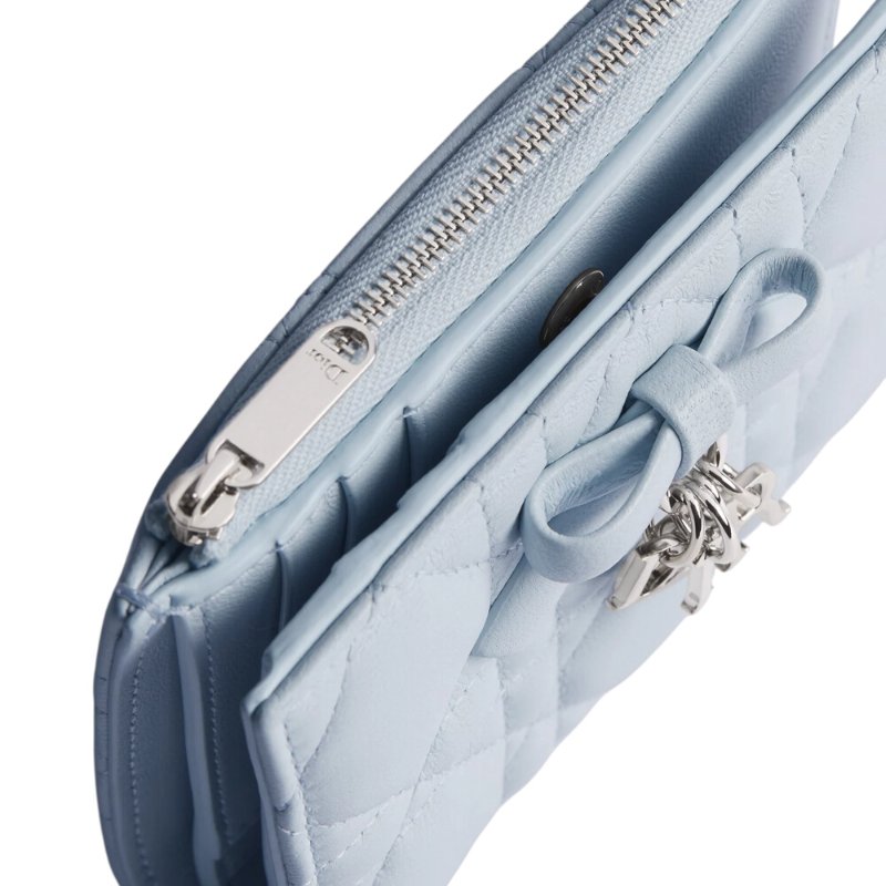 【Dior 迪奧】Lady Dior Dahlia 對折 籐格紋 羊皮 拉鍊 皮夾 卡夾 短夾 冰藍色 S2605PUQA_39Z-2