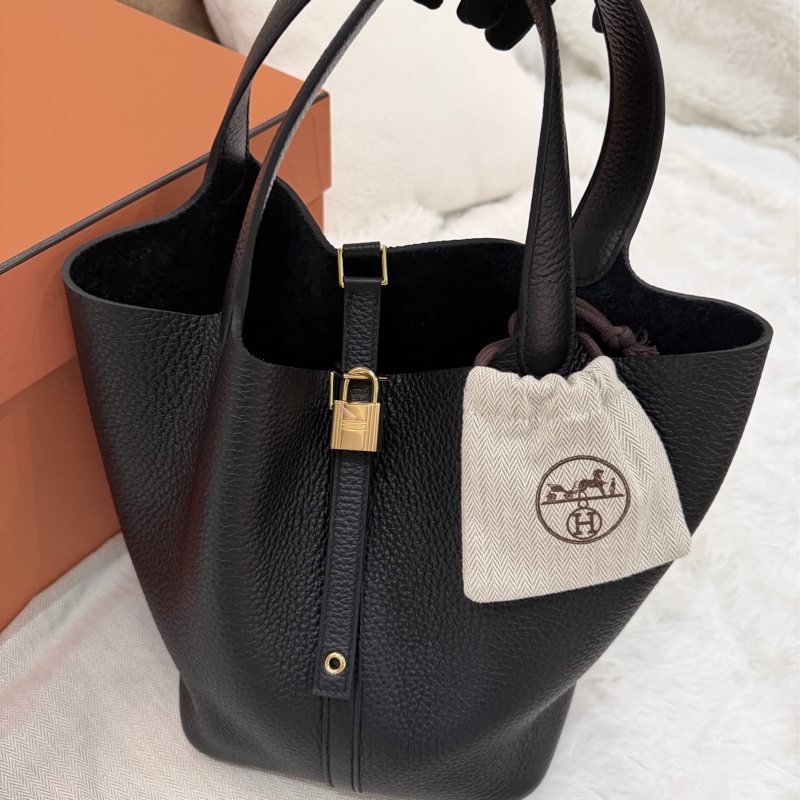 Hermes/ Picotin Lock 22/ 黑金/ B刻-3