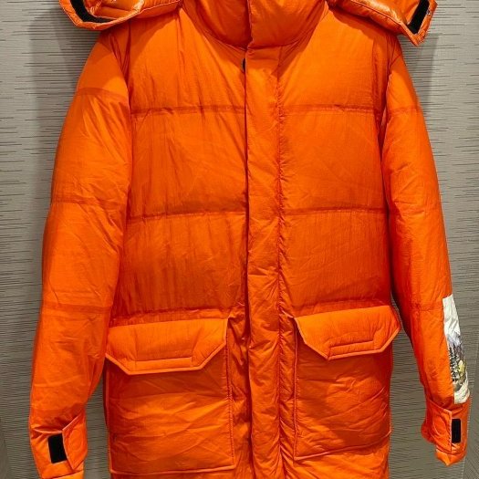 💎Han's house精品服飾💎 GUCCI 聯名 The North Face 羽絨 連帽可拆 外套 義大利製 現貨 S 原價 95000-2