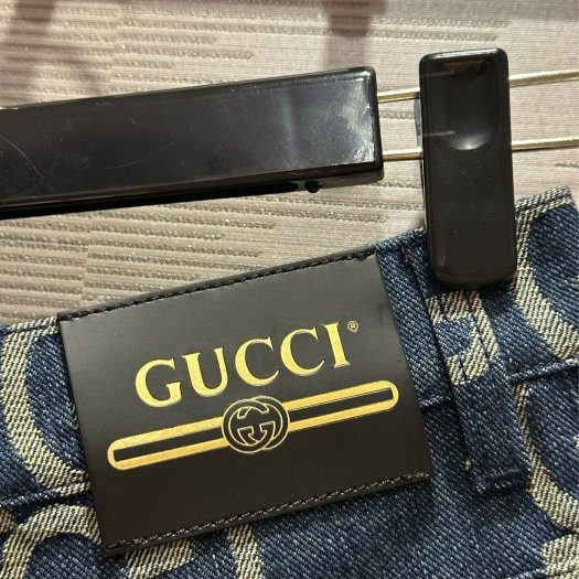 💎Han's house精品服飾💎GUCCI 古馳 滿版 GG 老花 LOGO 牛仔短褲  現貨  34 原價37000-7