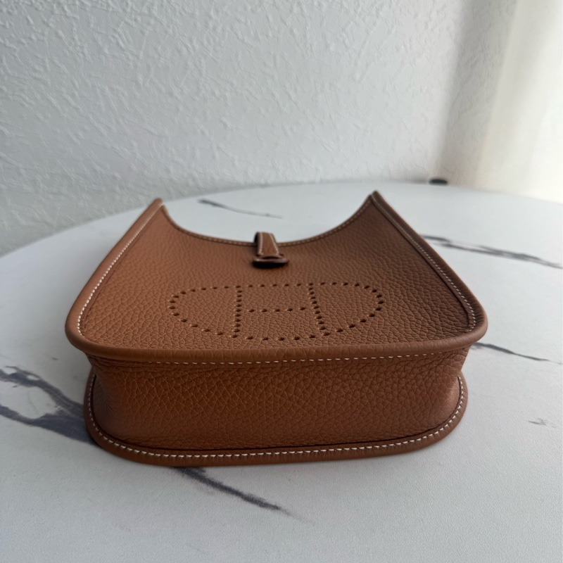 Hermes 金棕金mini evelyne-4