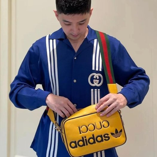 💎Han's house精品服飾💎GUCCI 聯名 adidas 針織 襯衫 外套 現貨 XS ~S原價81700-6