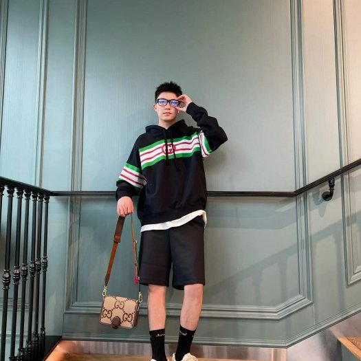 💎Han's house精品服飾💎GUCCI 連帽 衛衣 帽T-7