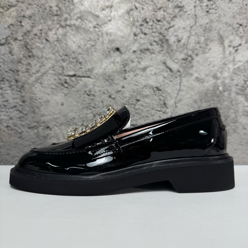 僅試穿Roger vivier RV 鑽扣樂福鞋 碼數:36.5 碼 🈚附件-2