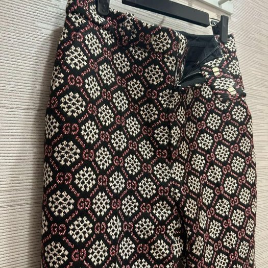 💎Han's house精品服飾💎GUCCI 古馳 滿版 LOGO 西裝褲 長褲  現貨42 原價35000-4