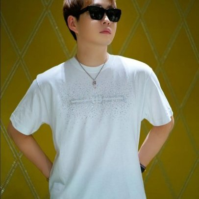 💎Han's house精品服飾💎GUCCI 古馳  水鑽 短 T  短袖 男女共穿 現貨S-7