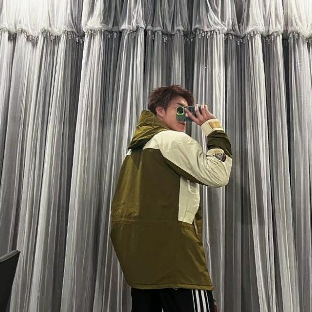 💎Han's house精品服飾💎GUCCI 古馳 聯名 The North Face 古馳 連帽 外套 風衣 現貨L-8