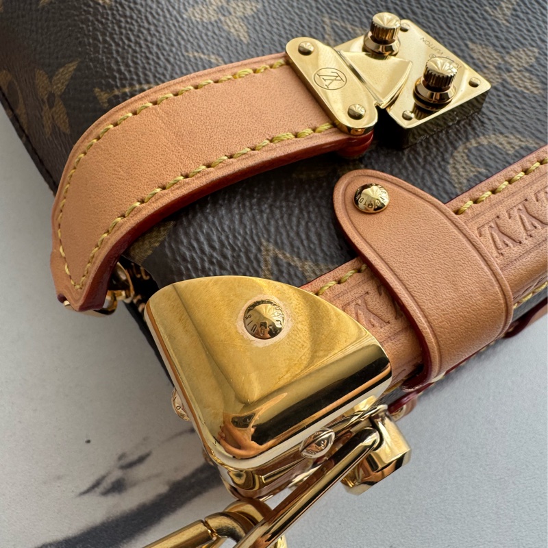 LV M46815花紋Side Trunk箱包pm-13