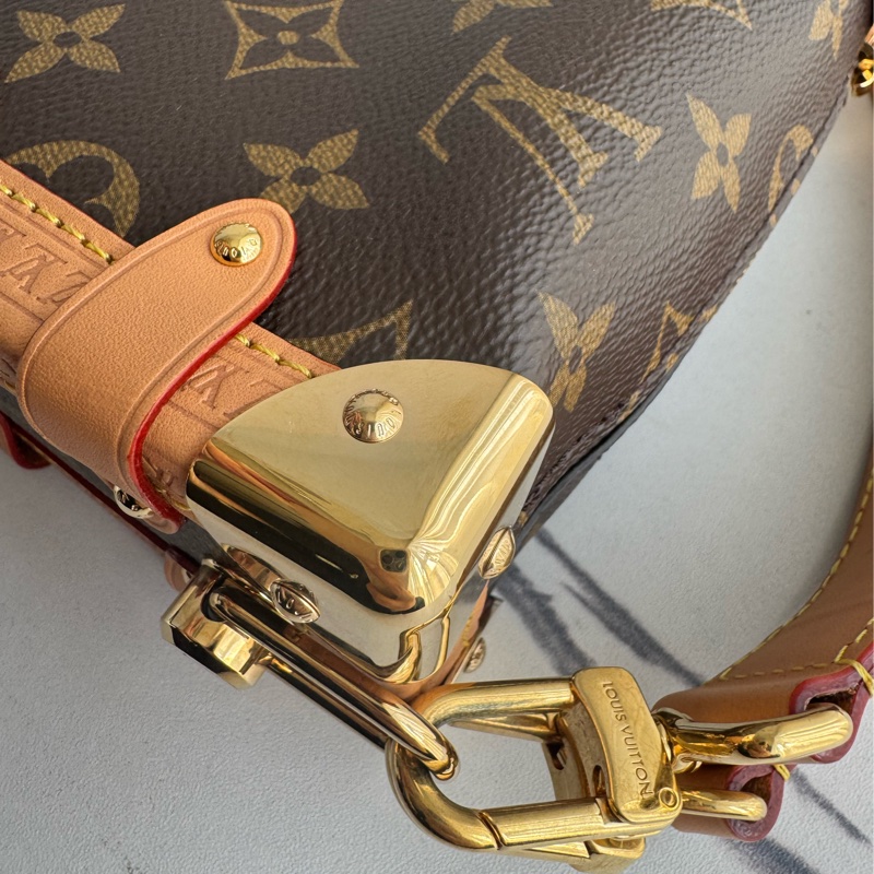 LV M46815花紋Side Trunk箱包pm-15