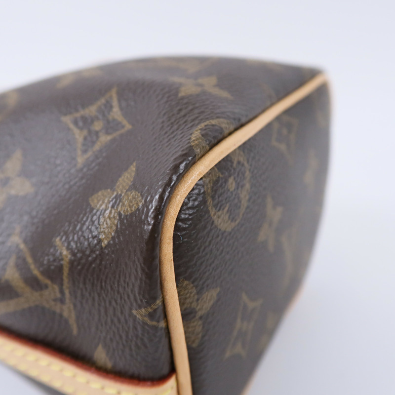 LOUIS VUITTON Monogram Nano Noe肩背袋-10
