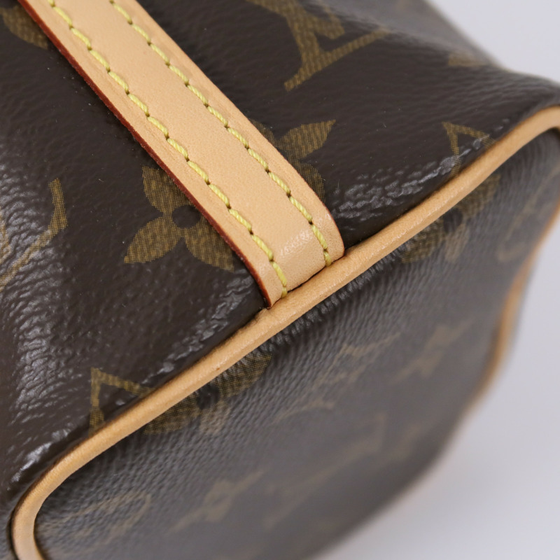 LOUIS VUITTON Monogram Nano Noe肩背袋-14