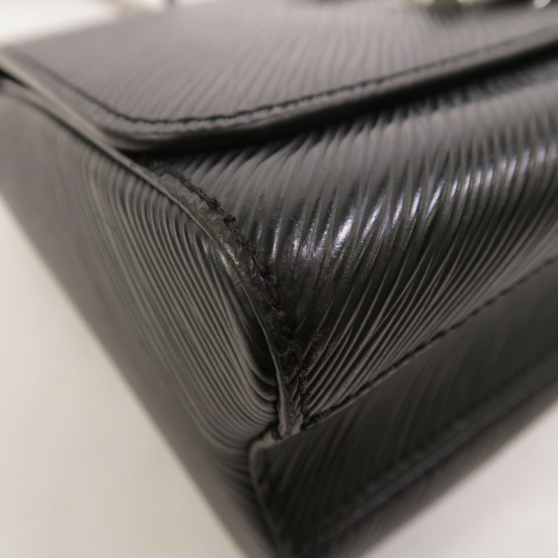 LOUIS VUITTON Epi Twist MM鏈帶肩背袋-11