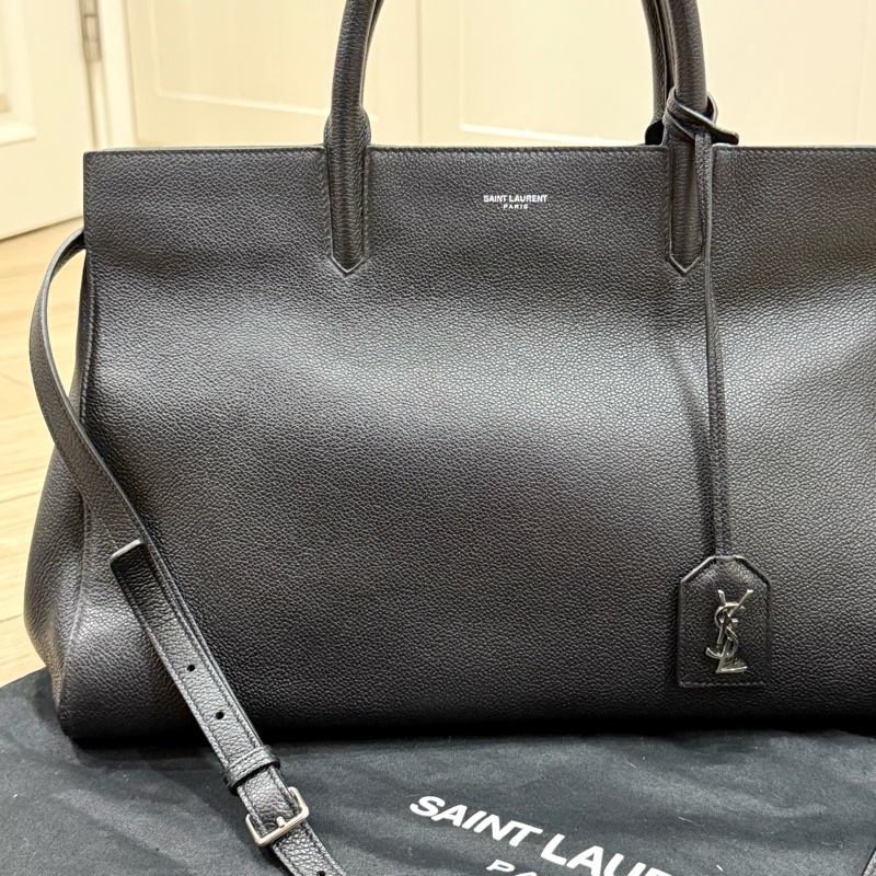 YSL 中型 Cabas Rive Gauche 黑色顆粒紋牛皮手提肩背包-1