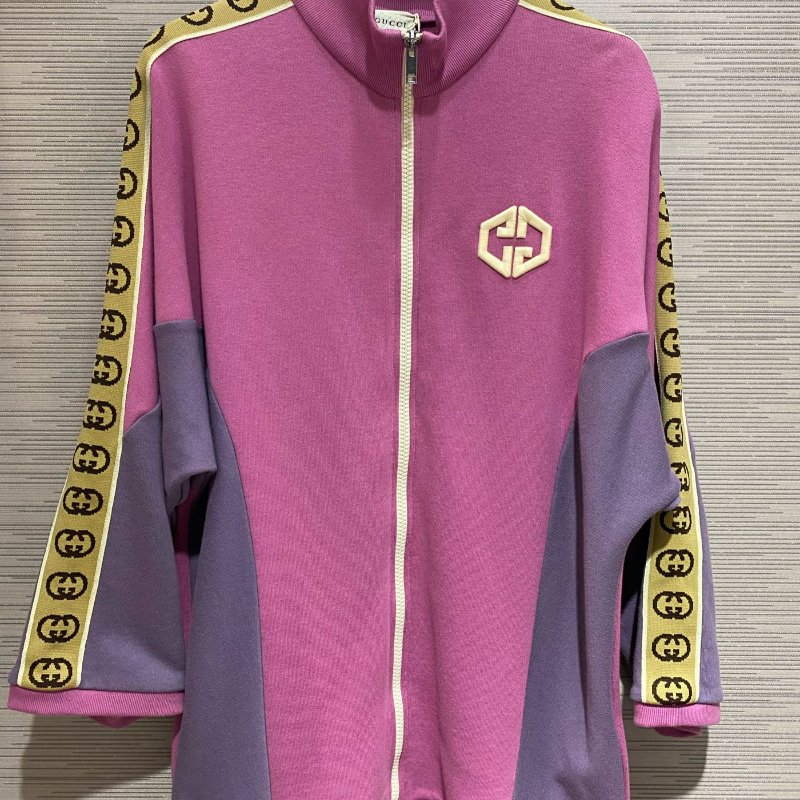 💎Han's house精品服飾💎 GUCCI LOGO 外套  現貨 青年款-0