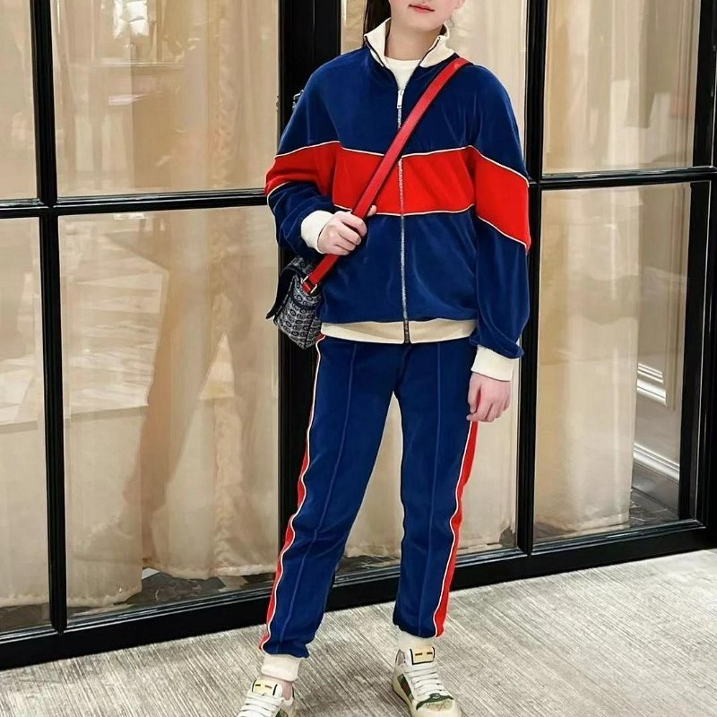 💎Han's house精品服飾💎GUCCI 雪尼爾布 LOGO 外套  現貨孩款 原價21800-3