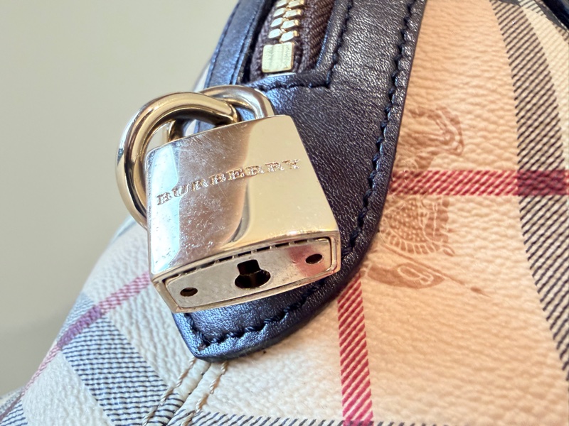 Burberry Small Thornley Bag｜Vintage Nova Check Doctor Bag｜附鎖頭鑰匙 醫師包 手提包-21