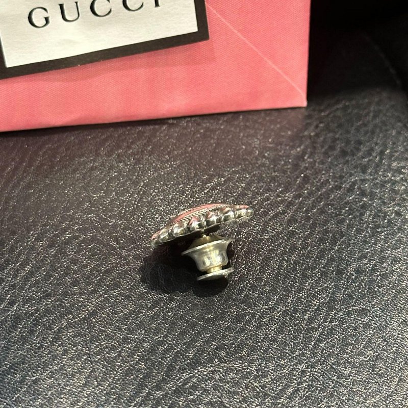 💎Han's house精品服飾💎GUCCI 古馳 雙G 刻花 胸針 純銀 復古款 義大利製 現貨 原價9800-3