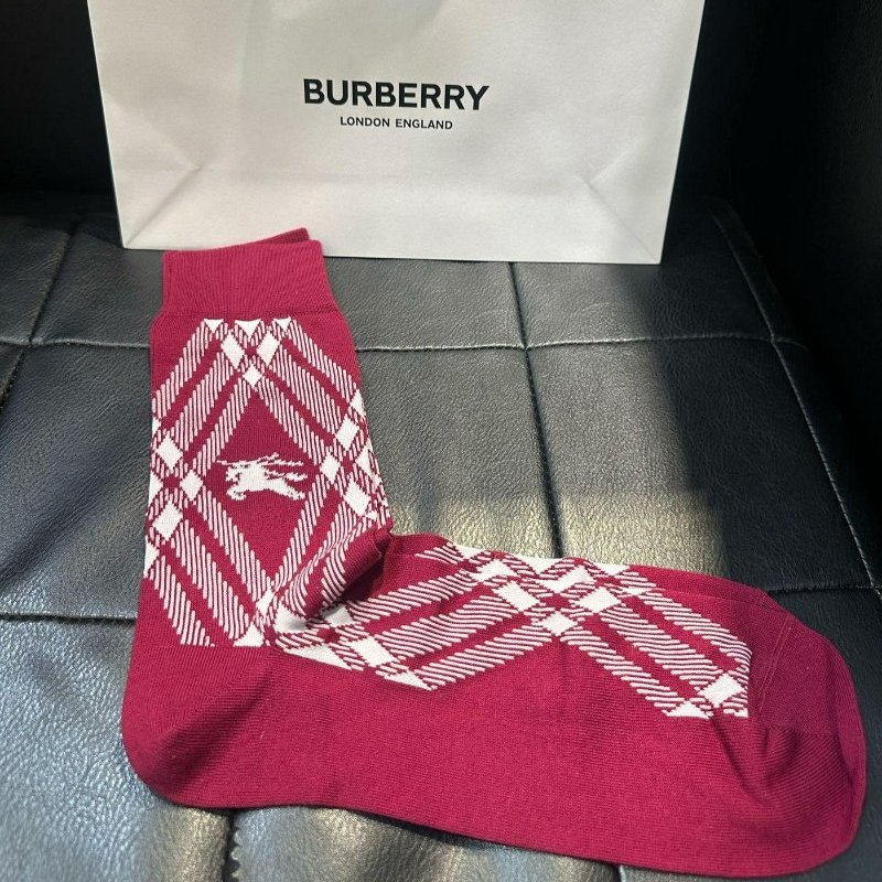 💎Han's house精品服飾💎burberry TB 格紋 戰馬 襪子 義大利製 現貨L-0