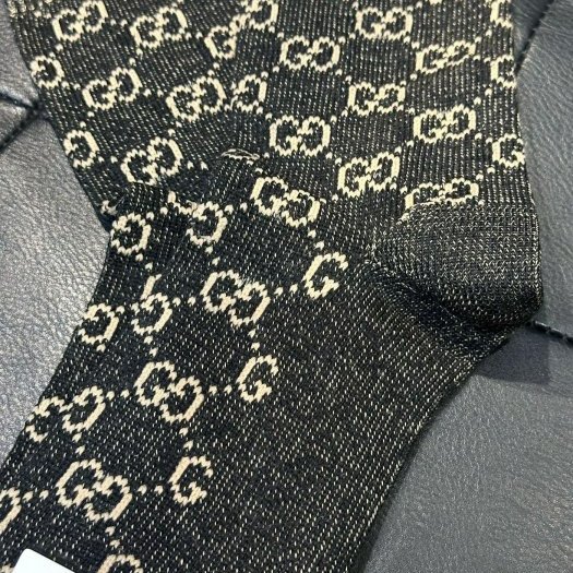 💎Han's house精品服飾💎GUCCI 古馳 滿版 襪子 現貨M 原價7000-6