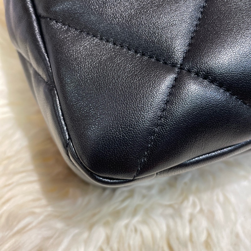 Chanel 19 Small 黑色晶片-4