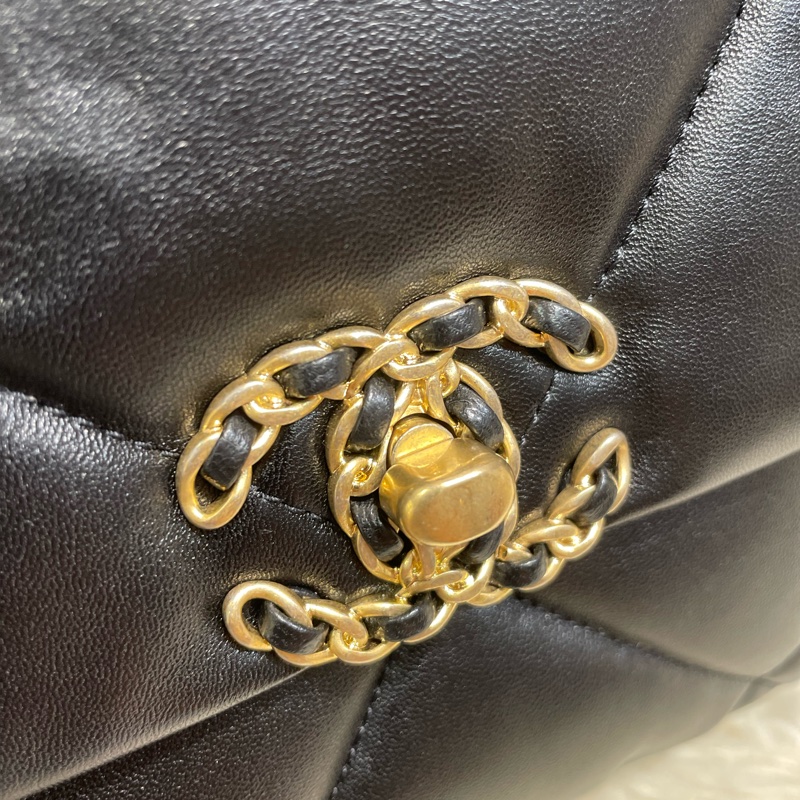 Chanel 19 Small 黑色晶片-7