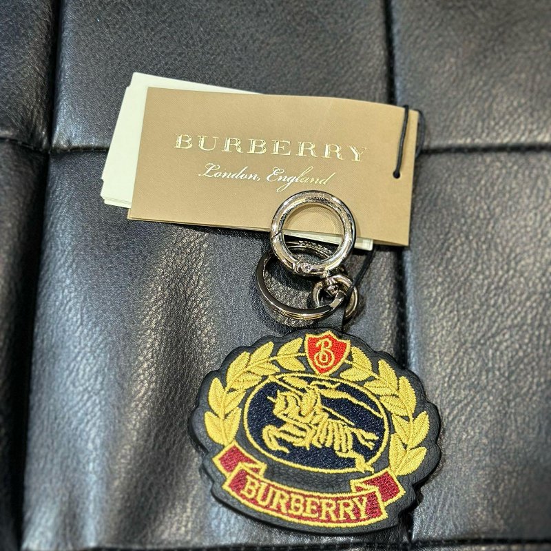 💎Han's house精品服飾💎 Burberry 刺繡 戰馬 小牛皮 鑰匙扣 吊飾-0