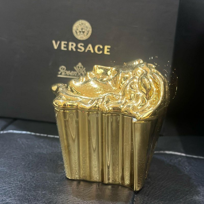 💎Han's house精品服飾💎VERSACE 凡賽斯 LOGO 女王頭 陶瓷 收納盒 德國製造 現貨 原價10900-1