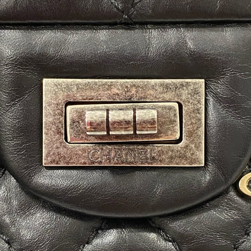 CHANEL 香奈兒 2.55 側背包 復古小牛皮 黑色 銀釦-12