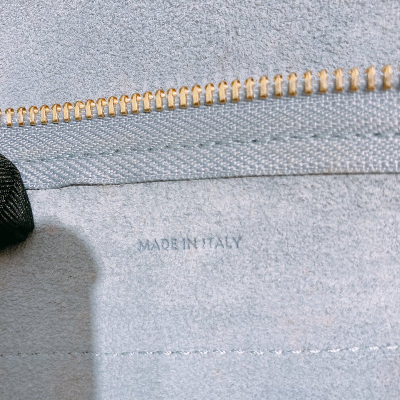 TW4838	Celine 思琳小迷你鯰魚翻蓋式包包 Nano Belt Bag Blue-15