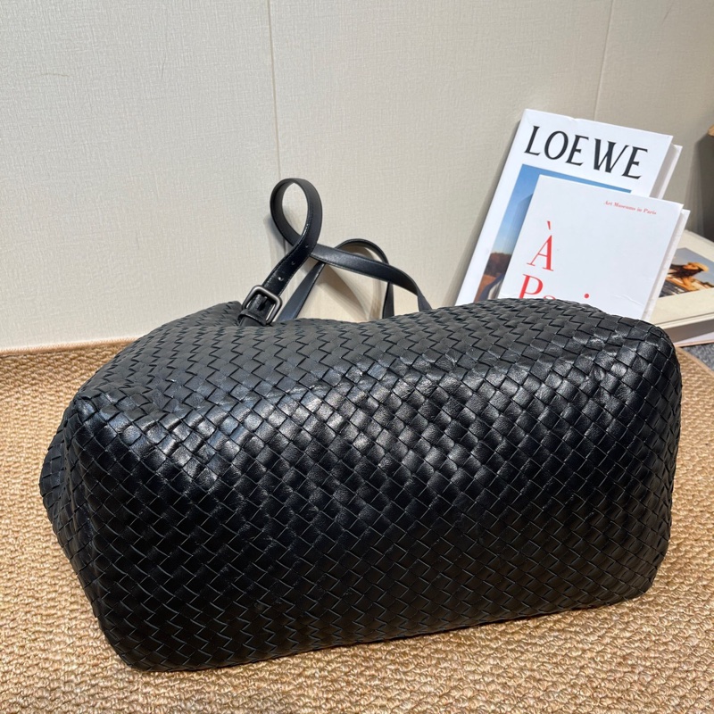 BV 葆蝶家 Bottega Veneta  黑色 羊皮 全皮編織 40*28 *30cm 附件 塵袋🧡-2