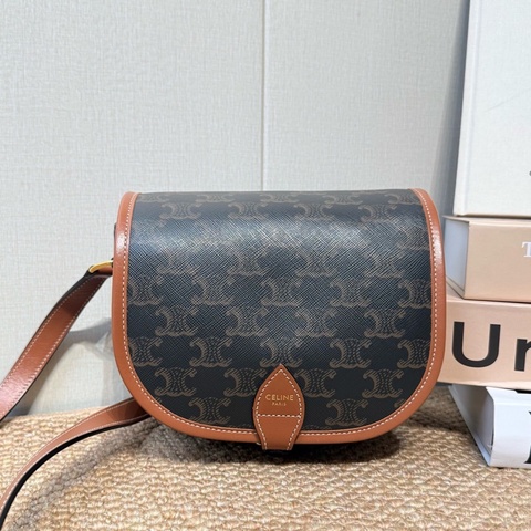 Celine 賽琳 Folco 老花凱旋門馬鞍 中號  18.5*8*17cm