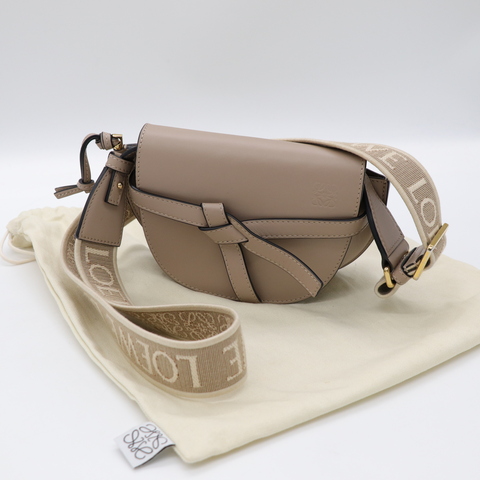 Loewe 羅威 Mini Gate 燕麥色 牛皮 斜挎包 單肩包
