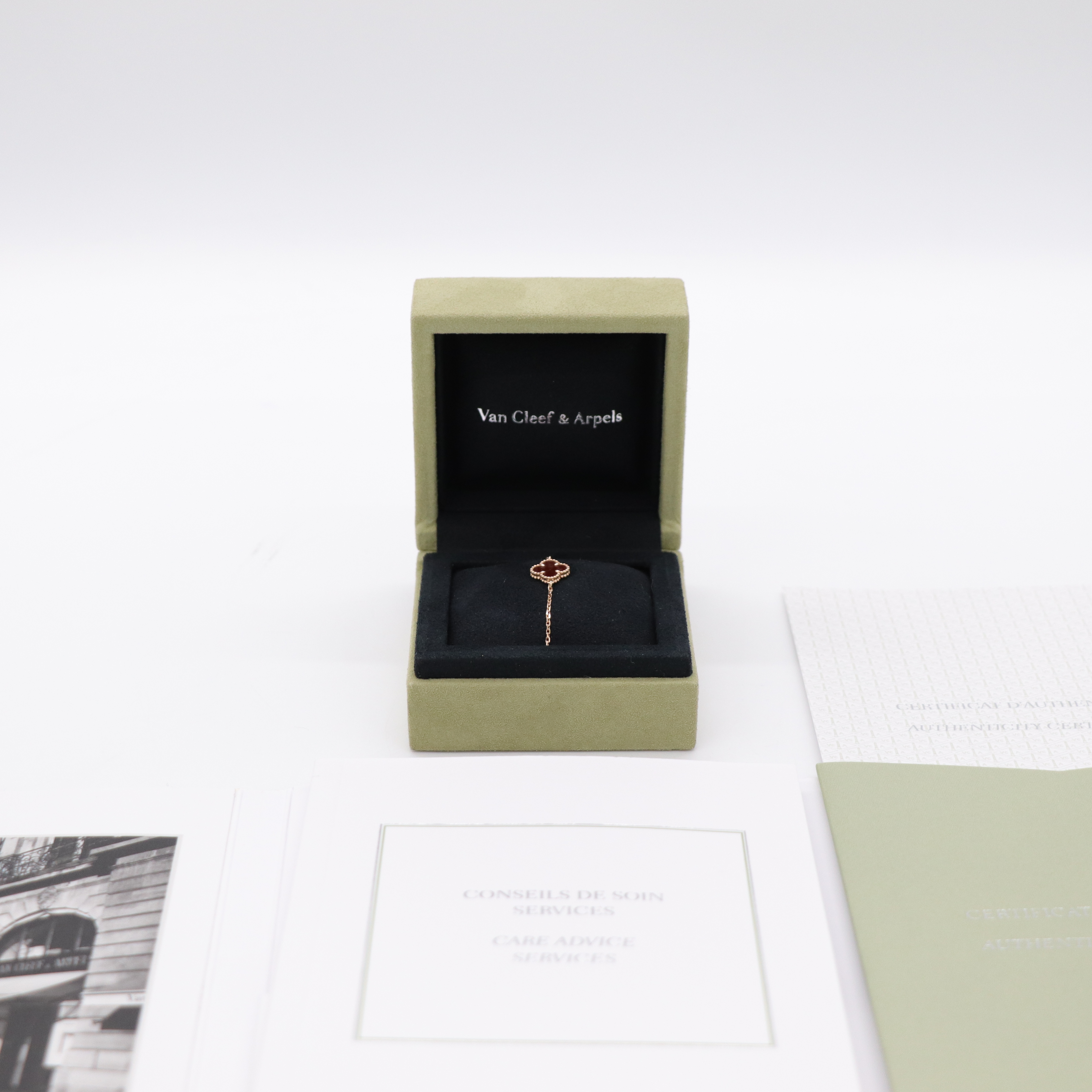 Van Cleef & Arpels 紅玉髓 手鏈-1