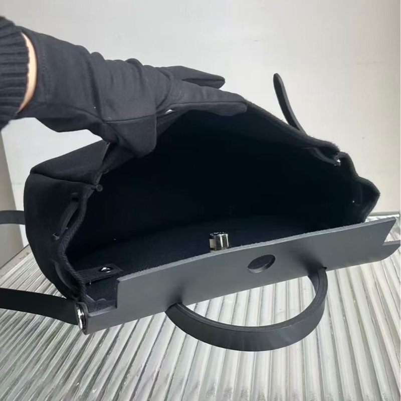🔥新到：閒置未使用 HERMES/愛馬仕 Herbag 31帆布包，黑銀 retourne 帆布拼牛皮 U 刻，尺寸：31*10*25cm-4